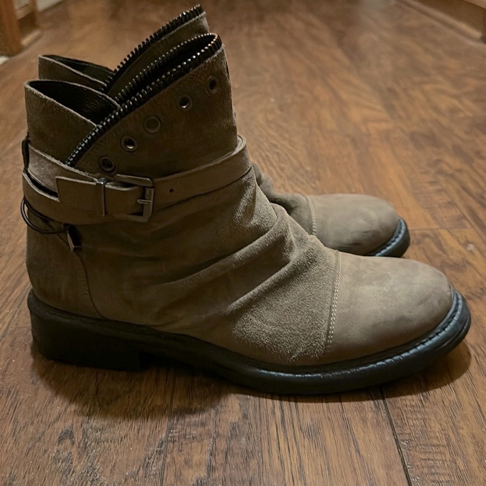 Free People Ankle Boots size 40